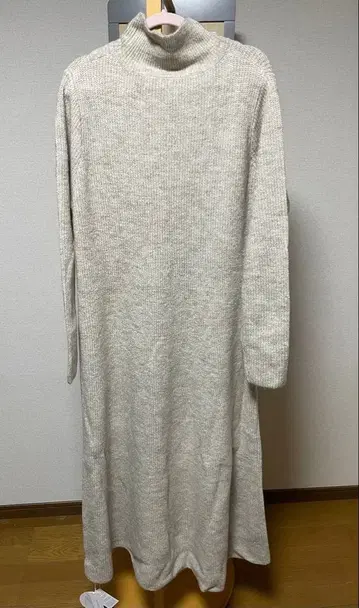 marvelous by Pierrot 터틀넥 니트 원피스