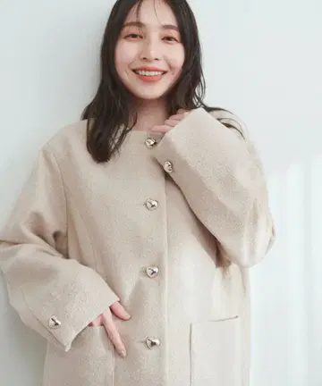 내추럴 쿠튀르 하트 단추 포근한 소재 코트 자켓 베이지