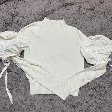 SNIDEL 화이트 니트 긴팔