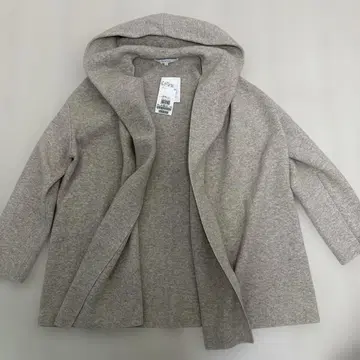 택 포함 UNTITLED 베이지 가디건 사이즈 2