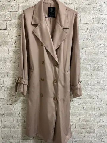 w closet 트렌치코트