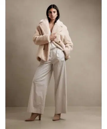 베이지 인조 모피 더블 브레스트 자켓