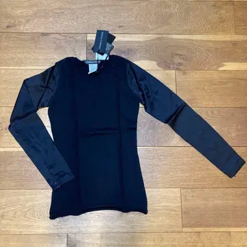 택 포함 새상품 ] THOMAS WYLDE 캐시미어 상의 정가 16만 엔