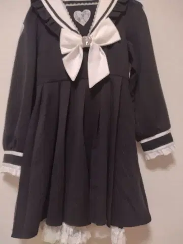 블랙 세일러 카라 원피스