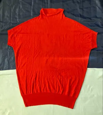 ensuite 엔시트 상의 넉넉한 13호 새상품급 빨간색