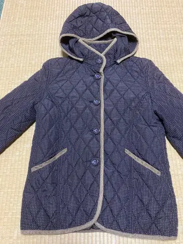 BEAMS HEART 퀼팅 자켓 후드 부착 브라운 도트 무늬