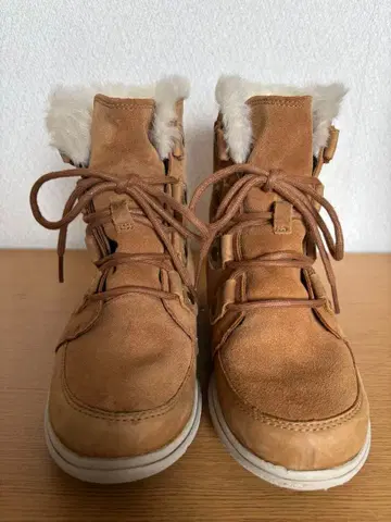 SOREL 어그 부츠 베이지 퍼 포함