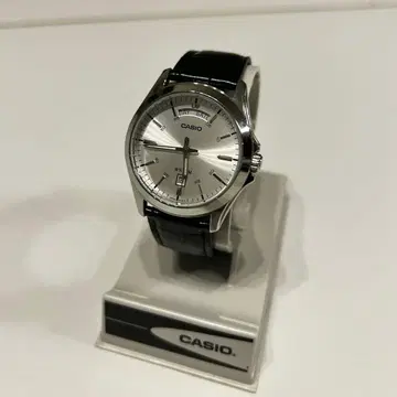 CASIO MTP-1370L 아날로그 손목시계 실버/블랙