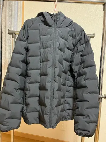 UNIQLO 퍼프 테크 후드티 블랙