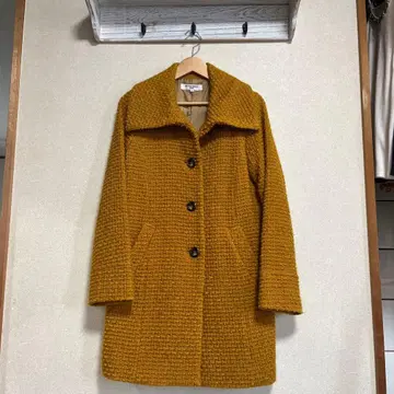 NATURAL BEAUTY BASIC 머스타드 컬러 울 무릎 기장 코트