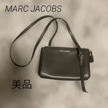 MARC JACOBS 마크제이콥스 블랙 숄더백 블랙 새상품급