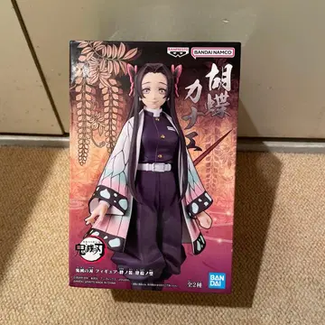 귀멸의 칼날 코쵸 카나에 피규어