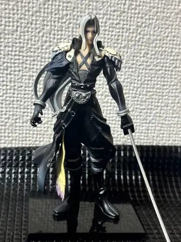 파이널 판타지 세피로스 트레이딩 아츠 피규어