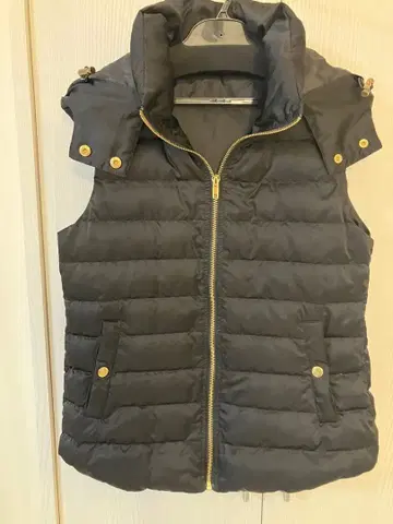 어반 리서치 다운 베스트 블랙 후드 탈부착 스타일리쉬