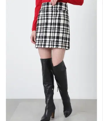 핑키앤다이안 로빙 트위드 미니 스커트