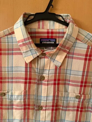 patagonia 체크 무늬 긴팔 셔츠 가격 인하 가능