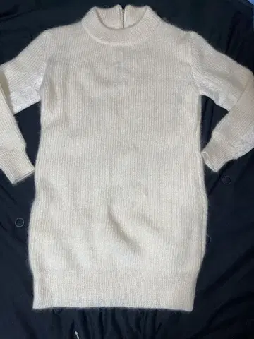 JUSGLITTY 화이트 니트 원피스 M 모헤어