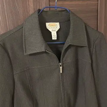 [ 미사용 새상품 ] 다크 그레이 지퍼 달린 자켓