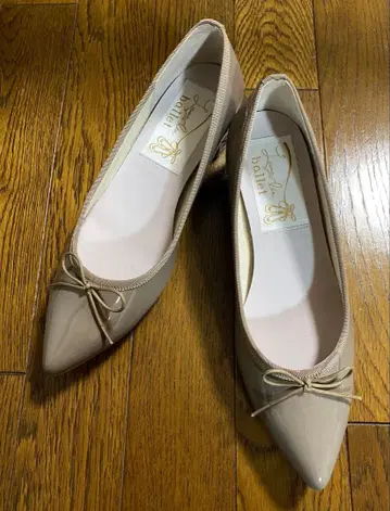 라우나레아 스틸레토 힐 발레 슈즈