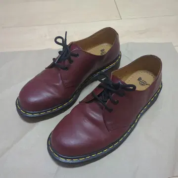 닥터마틴 3홀 부츠