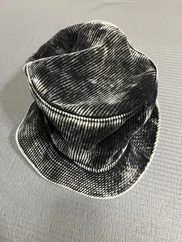 FLAGSTUFF 버킷햇 햇