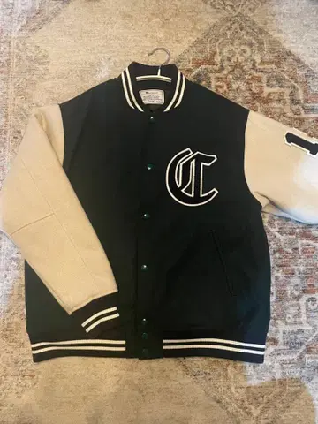 Champion 바시티 자켓 블랙/크림 19