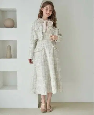 새상품급 노엘라 트위드 셋업 원피스 자켓