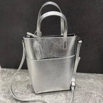 TRYAD 실버 가죽 핸드백 중고품