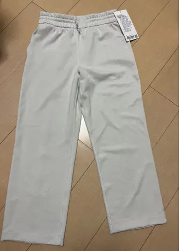 새상품! lululemon softstreme 스트레치 캐주얼 팬츠