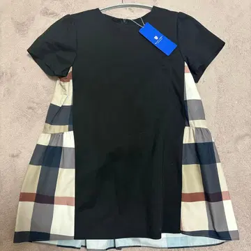 BLUE LABEL 상의 미사용 새상품