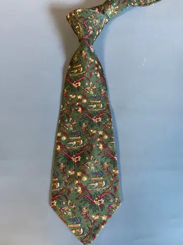 페라가모 넥타이