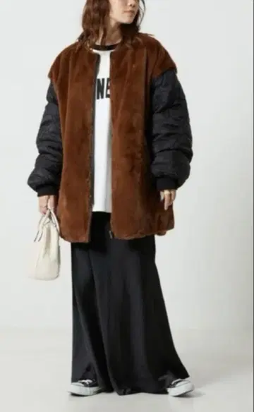 [ FREAK'S STORE ] 퍼 퀼팅 절개 아우터