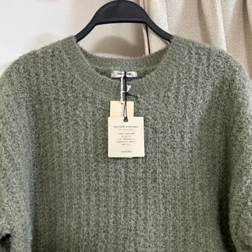 올리브 그린 택 포함 새상품 스웨터