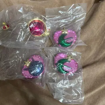 가챠가챠 세일러문 컴팩트 거울