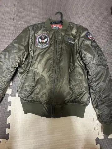MA-1 플라이트 자켓 올리브색