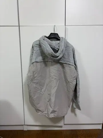 그레이 후드 부착 후드티