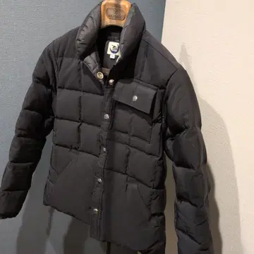 Crescent DownWorks 블랙 다운 자켓 XS