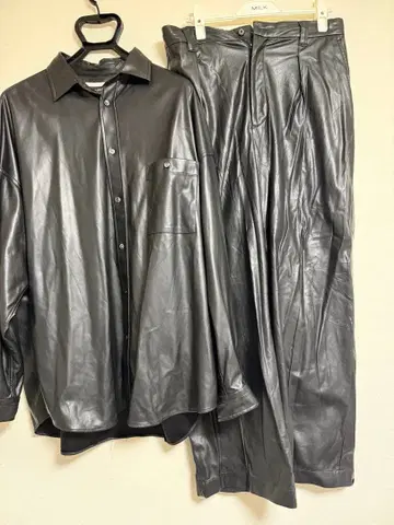 MAISON SPECIAL 인조 가죽 셋업 (셔츠 & 와이드 팬츠)