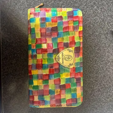 컬러풀 타일 무늬 장지갑