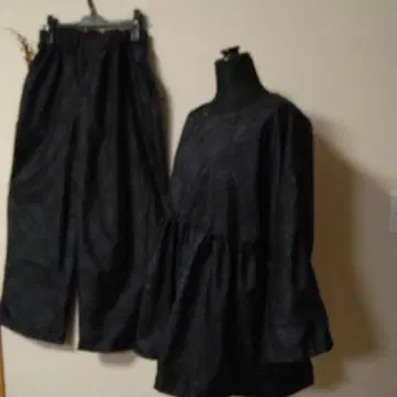 오시마 명주 리메이크 블랙 플레어 실루엣 셋업