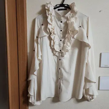 작년 상품 오즈온 와 차이나 블라우스