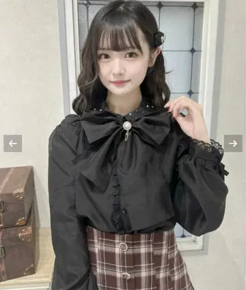 couture BY ROJITA 반짝이 컬러 블라우스