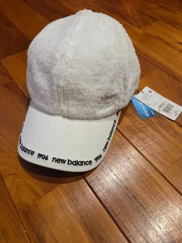 뉴발란스 골프 플리스 캡 화이트 택 포함 새상품