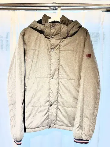 AIGLE 나일론 점퍼 후드 탈부착 가능