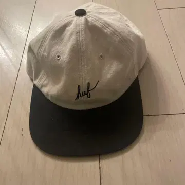 HUF 플랫 빌 캡 화이트/블랙