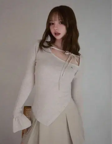 andmary Flora knit tops