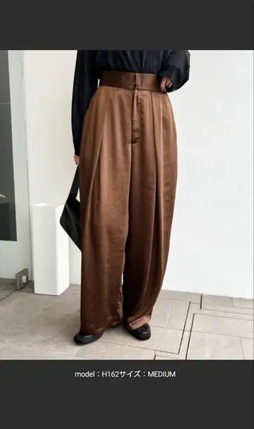 새틴 딥 턱 와이드 팬츠 브라운 L