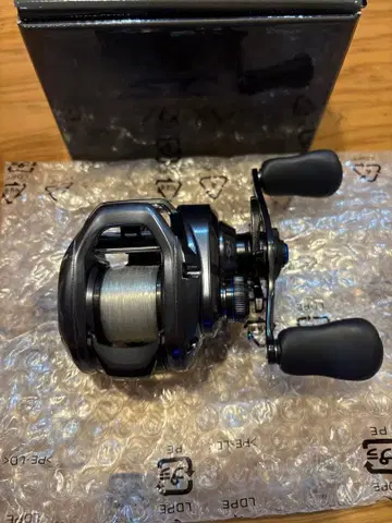 SHIMANO SLX 70XG 베이트 낚시릴 컨디션 최상