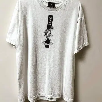 오토모 가츠히로 동몽 T셔츠 L 사이즈