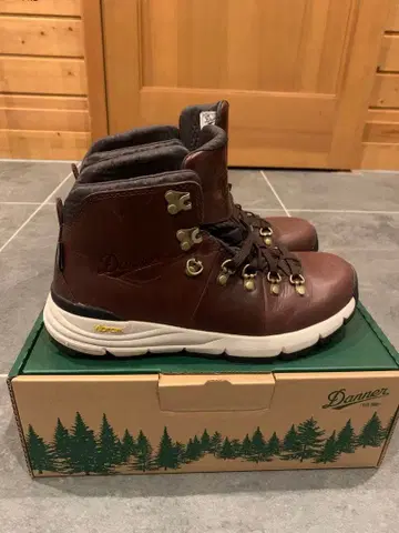 대너 마운틴600 25cm